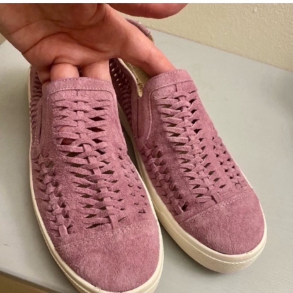 Hush puppies genuine suede women's sneakers.